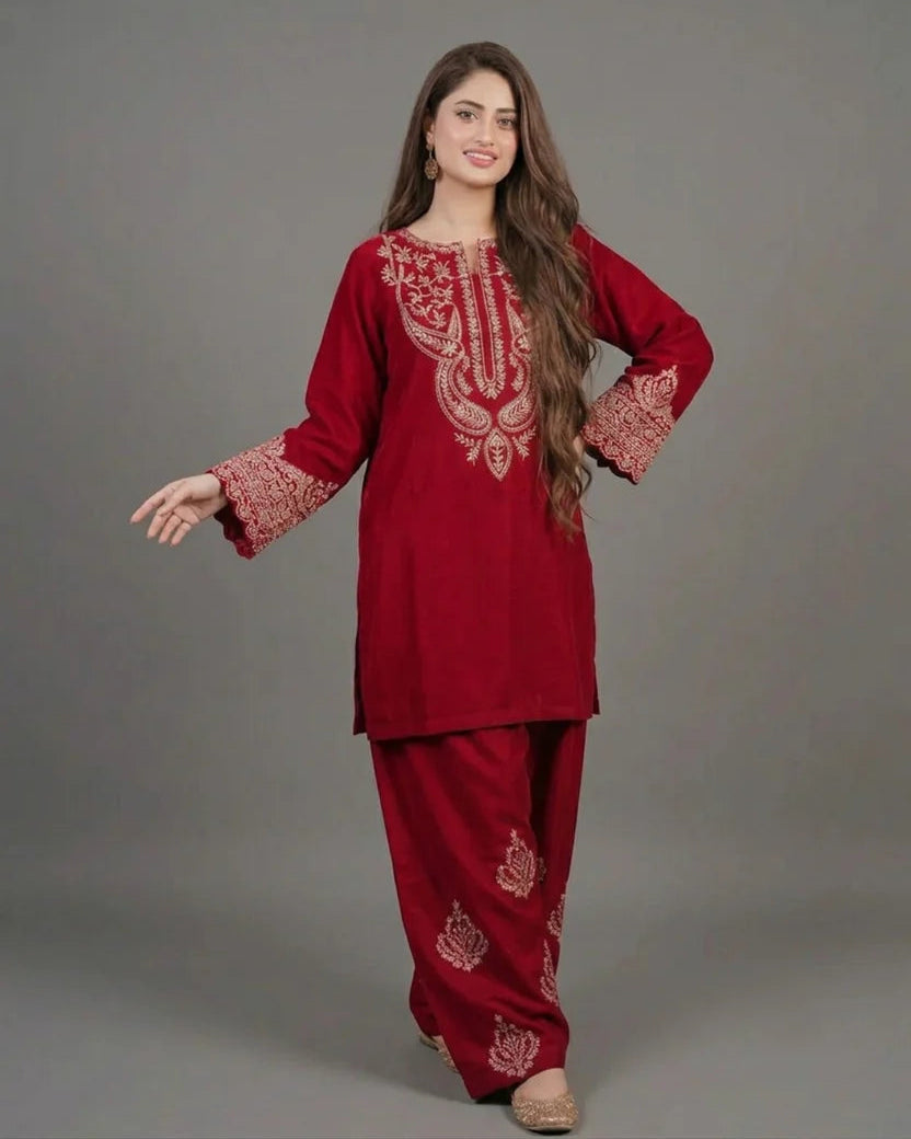 AURA EMBROIDED 2PC