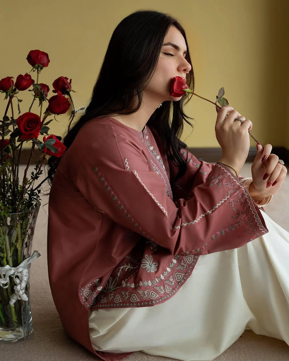 EMBROSE EMBROIDED 2PC