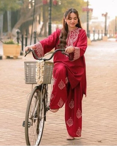 AURA EMBROIDED 2PC